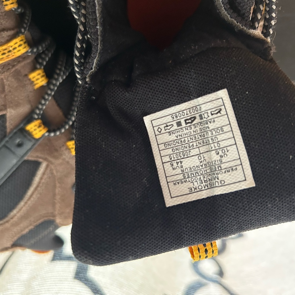 Merrell Brown and Black Men's Shoes - Picture 4 of 8
